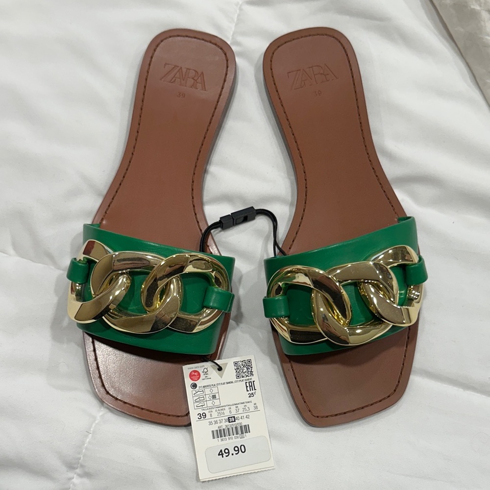 NWT Zara Green and Gold Chain Slide Sandals (Size 39 / USA 8)